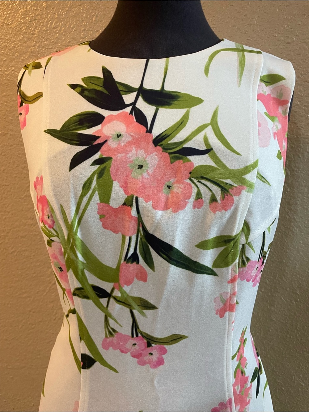 Tommy Hilfiger Women’s Floral Print Fit & Fare Dress Size 12 - Picture 6 of 16